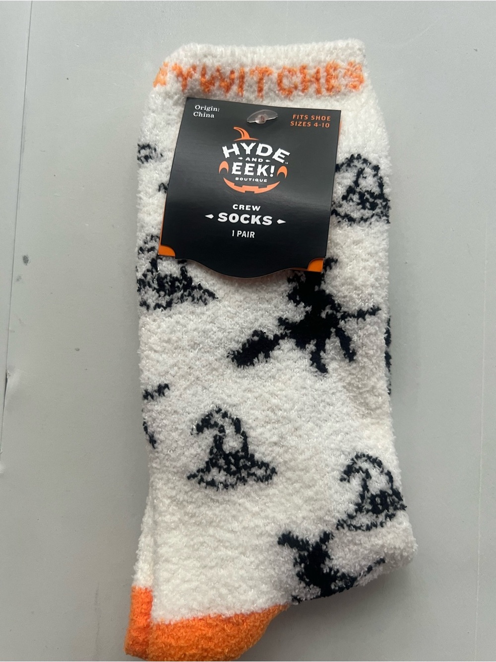 Hyde and EEK! Boutique Hey Witches Halloween Cozy Crew Socks, Women, 4-10